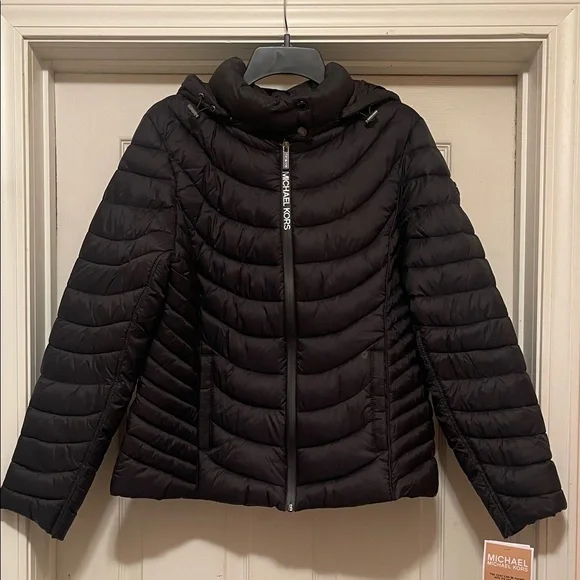 Michael Kors Women's Puffer Coat - Picture 1 of 5